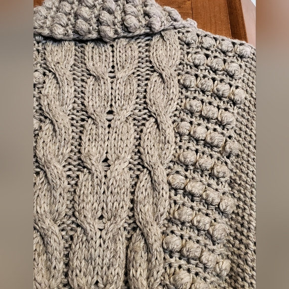 Hazel Cardigan, Size L - Picture 3 of 7